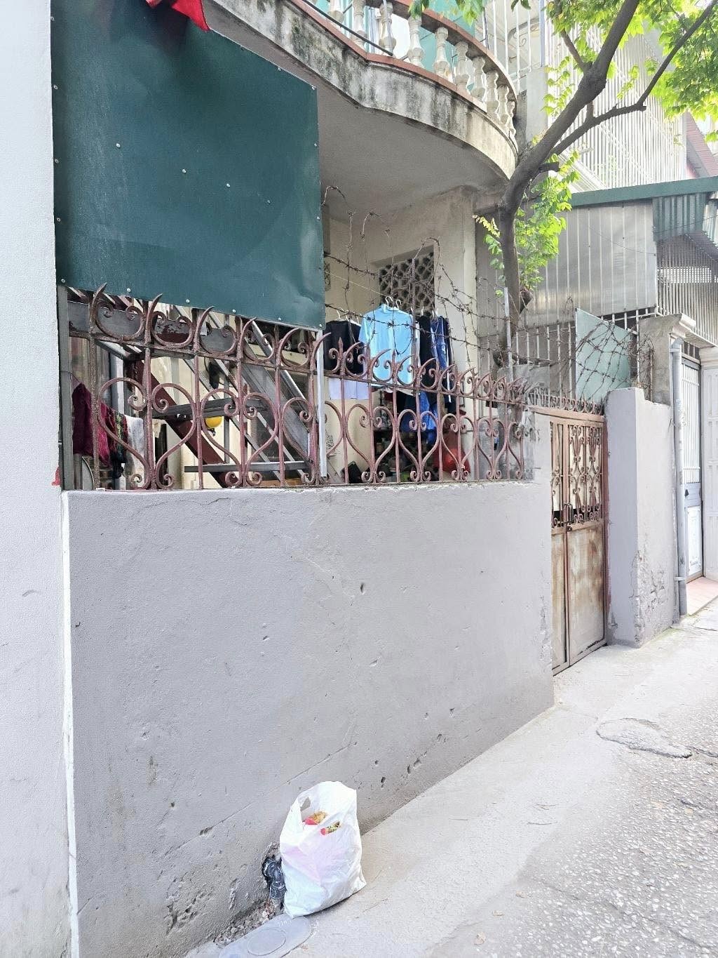 Bán đất tặng nhà C4 Ngõ 344 Ngọc Thuỵ 52m, lô góc, nở hậu oto tránh thông chỉ hơn 9 tỷ còn tl. LH - Ảnh 1