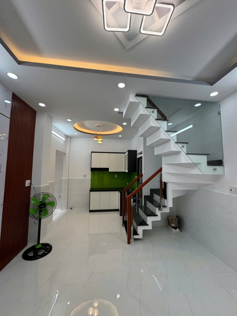 Bán nhà Đường số 19, gần Lê Thúc Hoạch, giáp Tân Phú, 26m2 - 4x7 - 2 tầng, chỉ hơn 2 tỷ - Ảnh chính