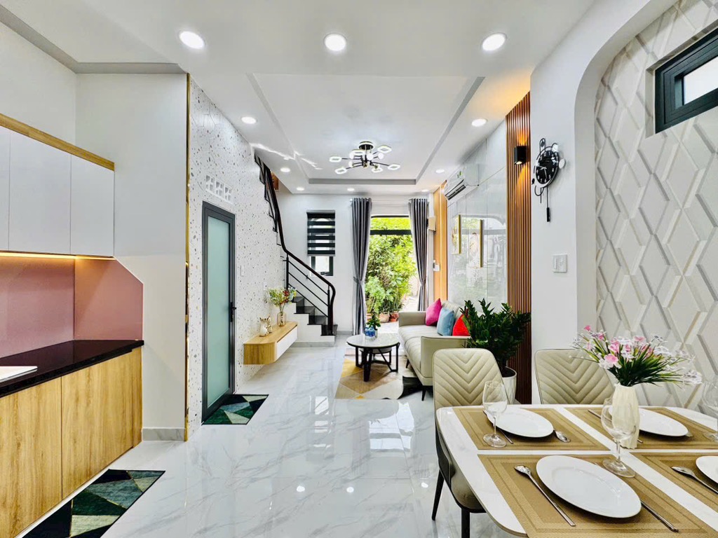 Sát MẶT TIỀN Lê Quang Định (4.5m x 8m), Ô TÔ QUAY ĐẦU, chỉ 5.15 tỷ - Ảnh 2
