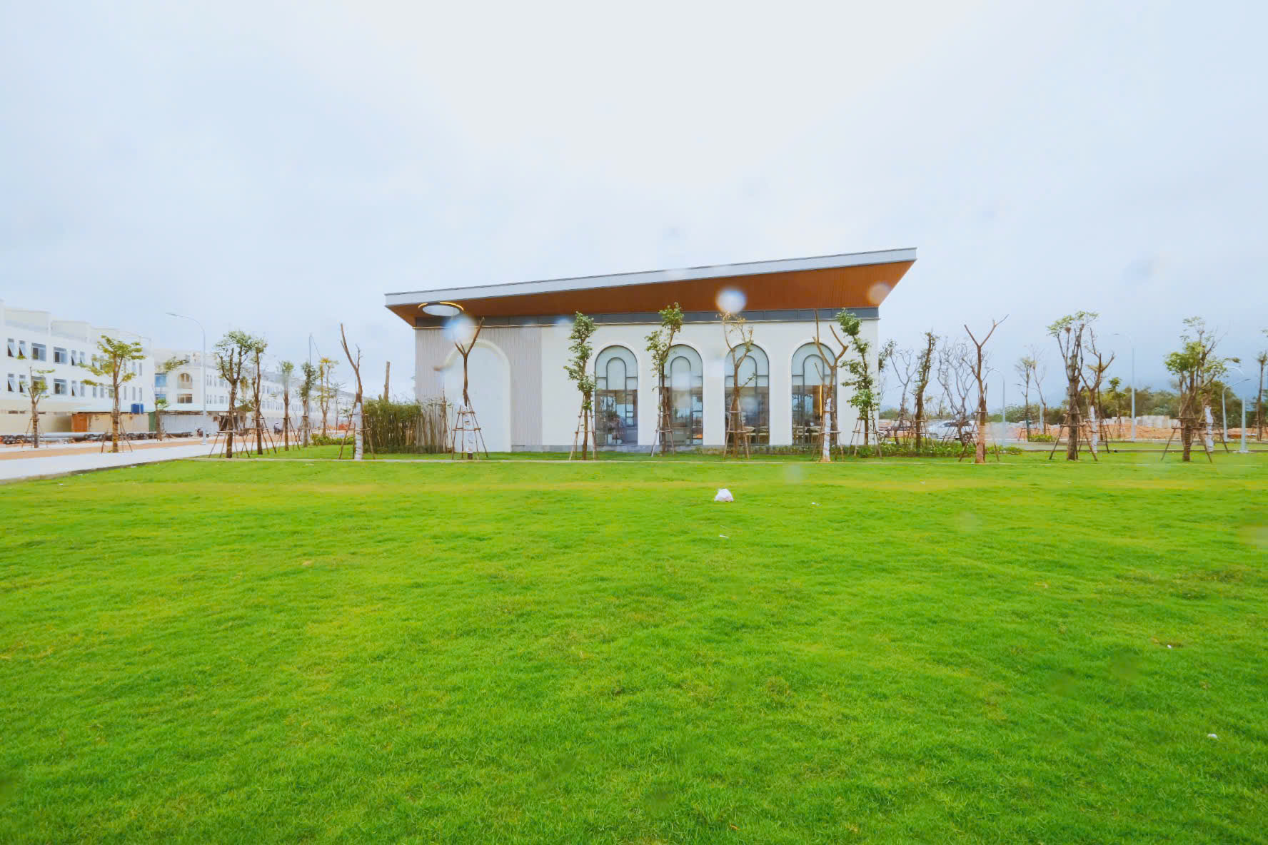 💥Giá rẻ khó tin! Chỉ 450tr có ngay lô đất view đẹp, mặt tiền quốc lộ 19, trung tâm Quy Nhơn! - Ảnh 2