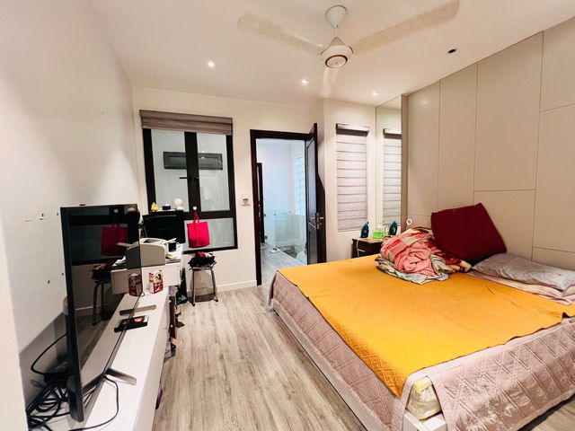 BÁN NHÀ 7 TẦNG THANG MÁY - Ô TÔ VÀO NHÀ - KINH DOANH - NGÕ THÔNG  Đê La Thành 54m2,X 7 tầng,16.8 tỷ - Ảnh 2