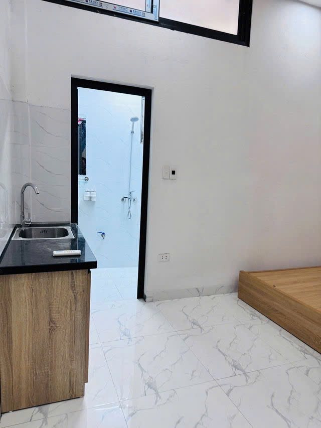 NHÀ MỚI DÒNG TIỀN Ngõ Giếng 40/45 m2,X  6  tầng, mặt tiền 9. 5m,8.8 tỷ Đống Đa - Ảnh 3