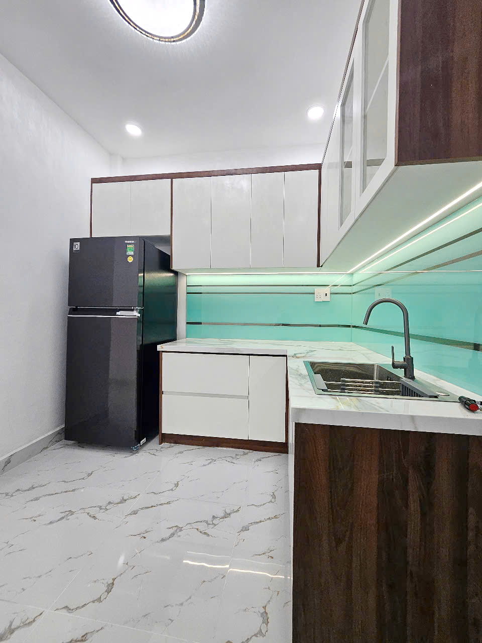 Nhà 2 tầng mới, nở hậu đối diện trường học Khánh Bình Âu Dương Lân P3Q8. Giá 3,89 tỷ TL - Ảnh 2