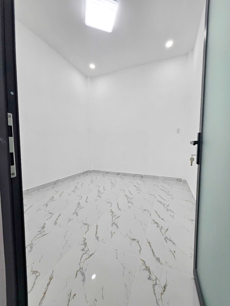 Nhà 2 tầng mới, nở hậu đối diện trường học Khánh Bình Âu Dương Lân P3Q8. Giá 3,89 tỷ TL - Ảnh 4