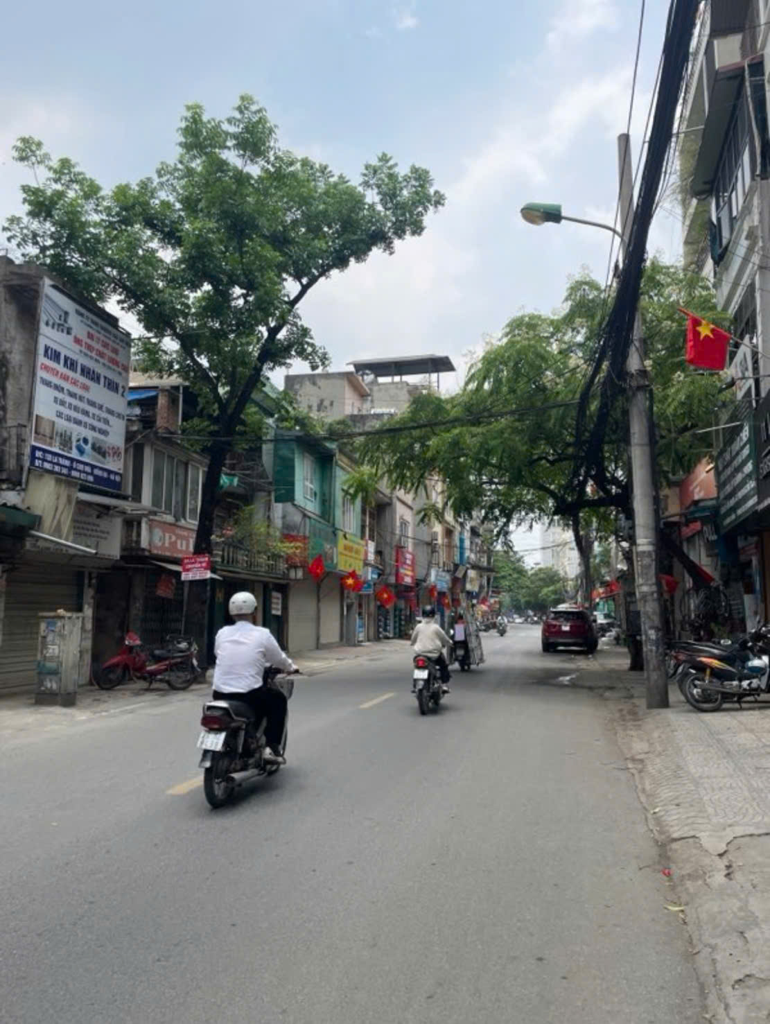 đất mặt phố ĐÊ LA THÀNH, chỉ hơn 300 tr/m, lô góc, mặt tiền 6.6m, gần ngã 5 ô chợ dừa, cần tiền - Ảnh 3