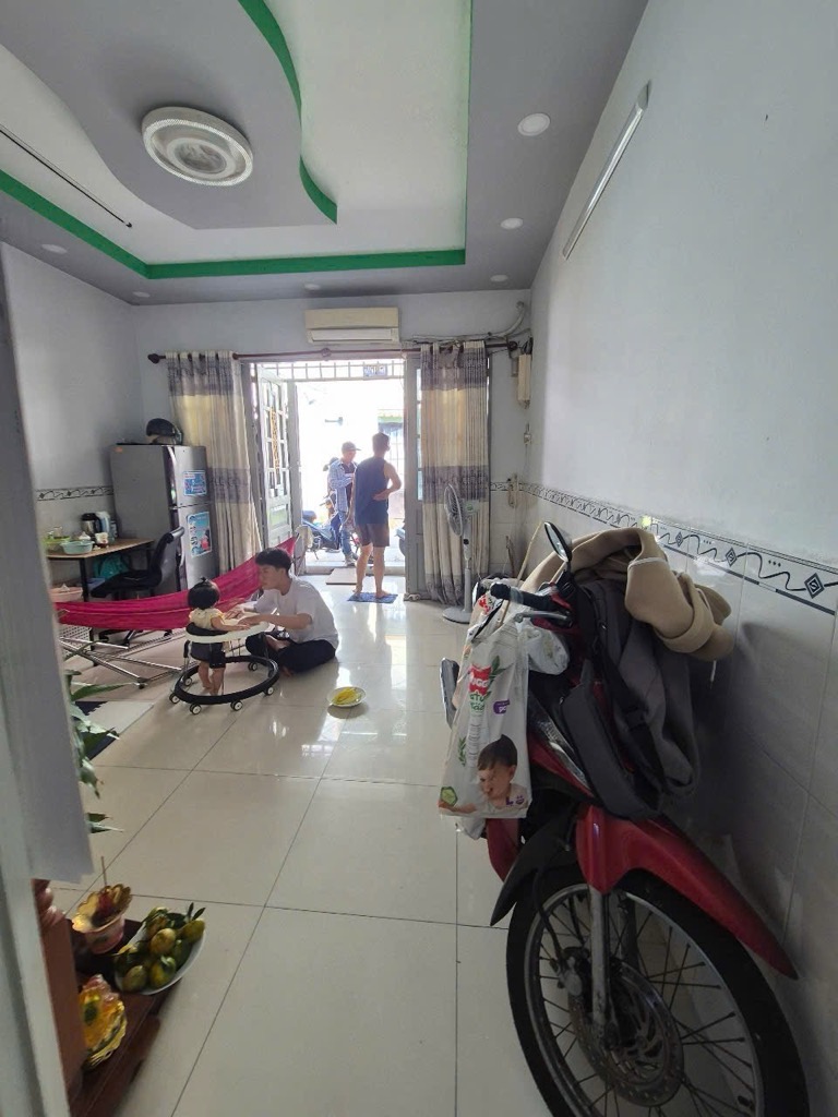 Bán nhà Mã Lò, gần chợ Gò Xoài, nhà đẹp vào ở ngay, 34m² - 4x9 - 2 tầng, chỉ hơn 3 tỷ - Ảnh 2