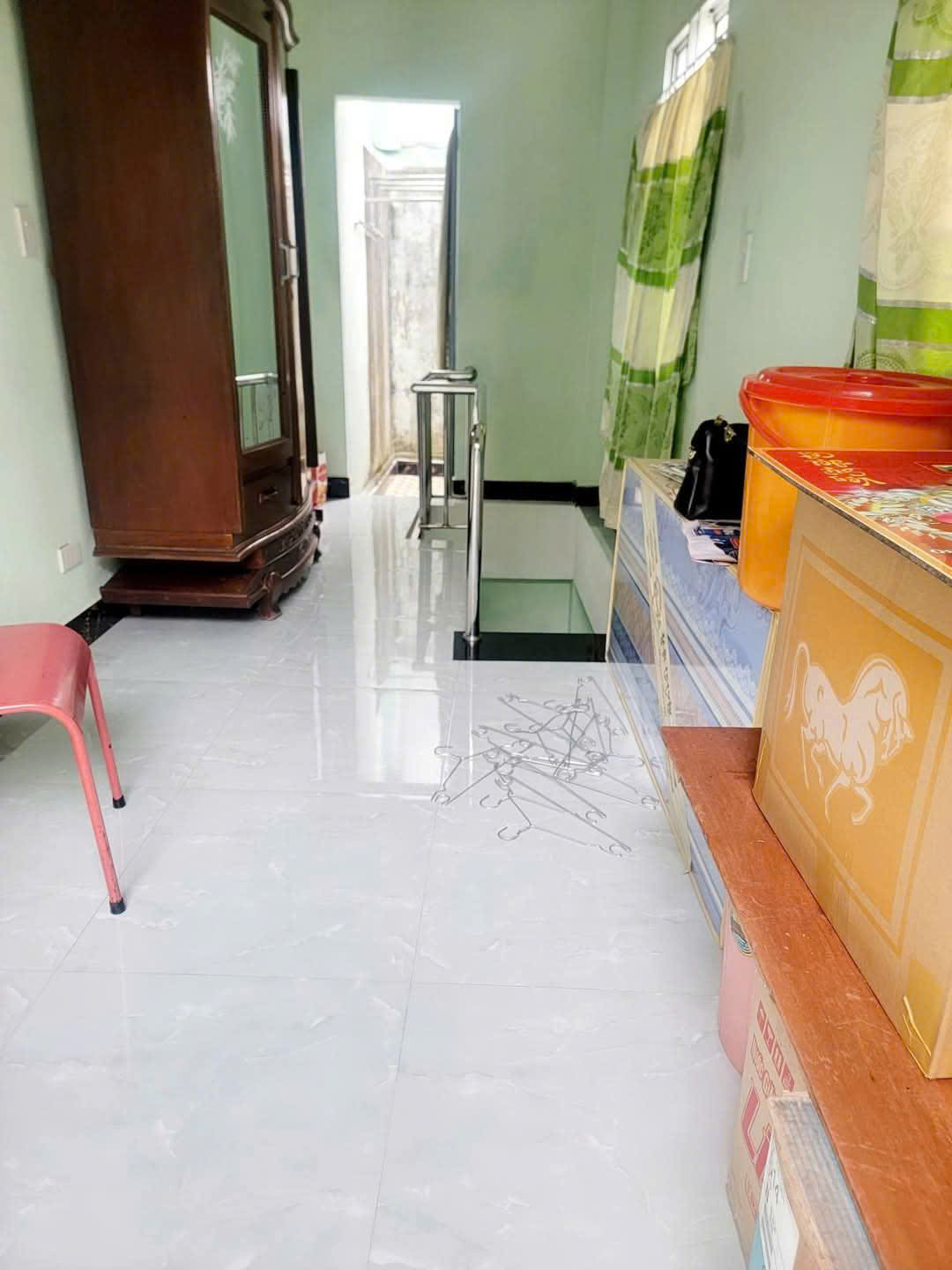 # 1.63 tỷ, 2 tầng đúc, Trung Tâm Hải Châu gần Cầu Rồng, Kiệt Thẳng, sổ hoàn công - Ảnh 3