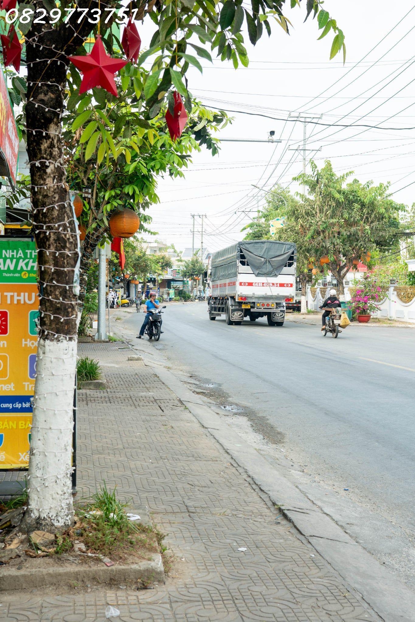 Bán nhà Long Châu ĐT 851, giá 6,5 tỷ (1 căn 3,5 tỷ), tổng 133m2, Lai Vung, Đồng Tháp - Ảnh 2
