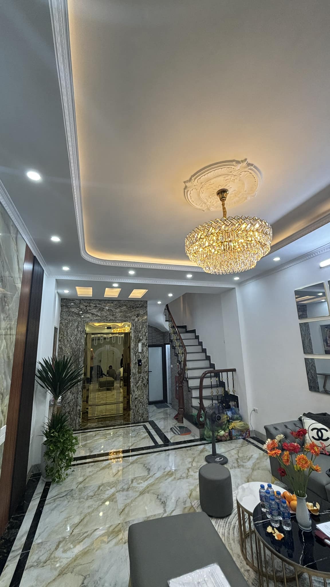 Nhà Mới Minh Khai, gần chợ mơ, Thang Máy 6 Tầng Tặng Nội Thất Xịn 37m2 Giá 8.6 Tỷ - Ảnh chính