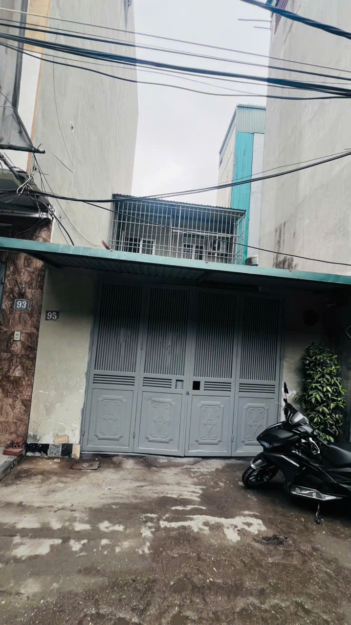 Cho thuê nhà 2 tầng: số 95 ngách 125 phố Bùi Xương Trạch- Thanh xuân - hà nội. - Ảnh chính