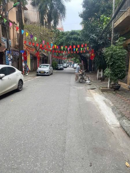 Bán nhà phân lô Phố Phạm Tuấn Tài, quận Bắc Từ Liêm 6 tầng, mặt tiền 3.7m, diện tích 35m2 - Ảnh chính
