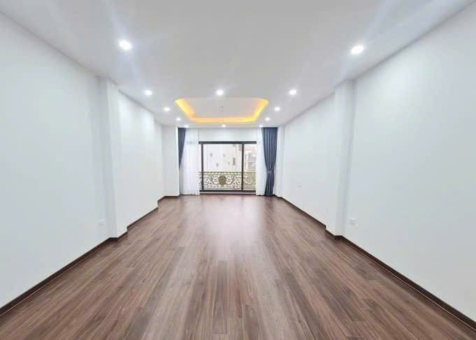 Bán gấp Liên Mạc chỉ 4,55 tỷ, 36,2m2 -5T-4PN, ngõ thoáng, sát phố. - Ảnh 2