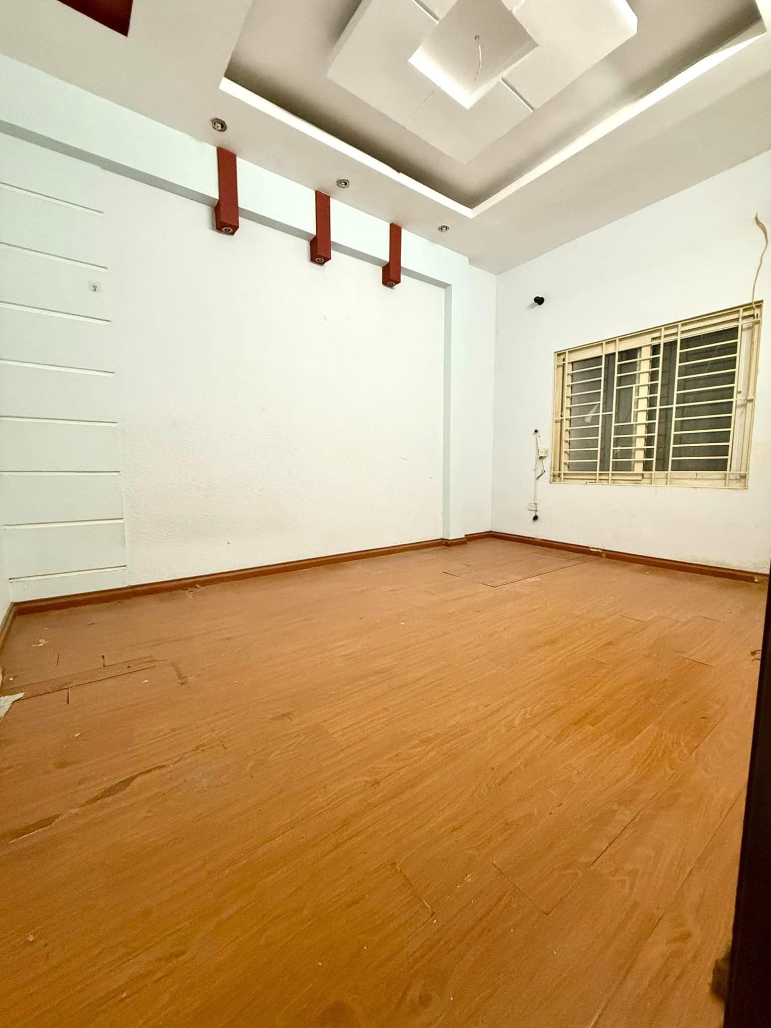 Bán nhanh nhà MP Chợ Khâm Thiên, giá 12.7 tỷ, hơn 45m2x3T, KD - Ảnh chính