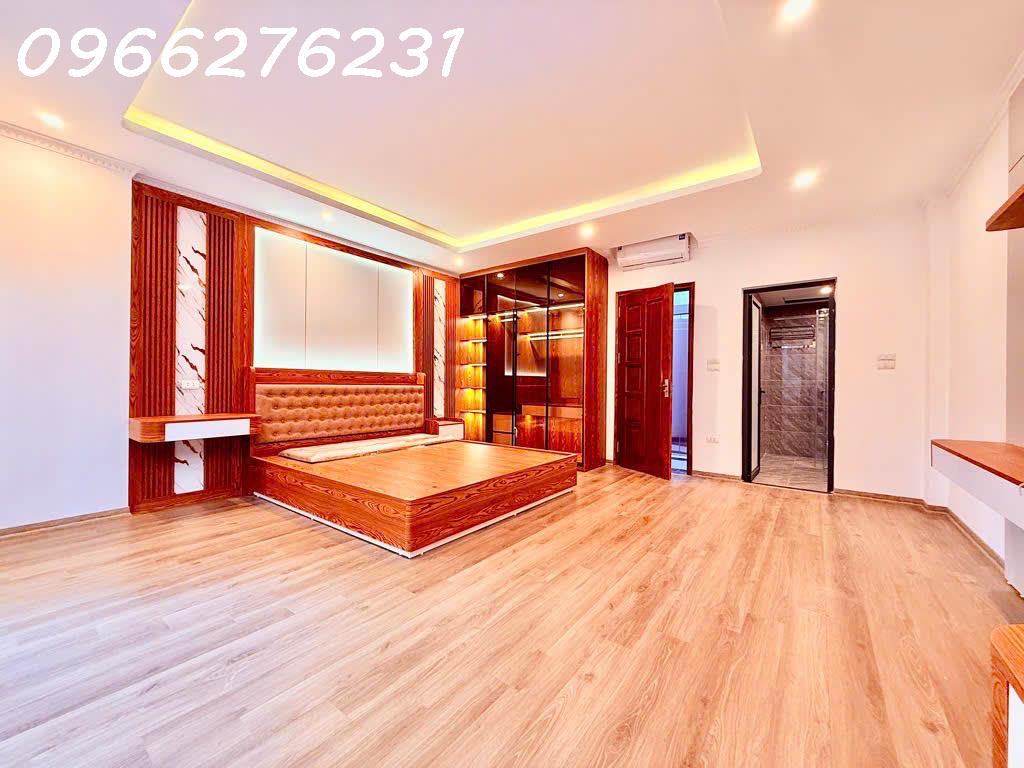CẦN TÌM KHÁCH SN82- HOÀNG CẦU - 7 TẦNG THANG MÁY - Ô TÔ DỪNG ĐỖ - GẦN HỒ 13,8 TỶ - Ảnh 1
