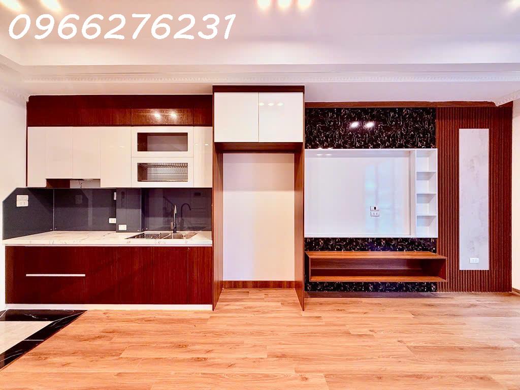 CẦN TÌM KHÁCH SN82- HOÀNG CẦU - 7 TẦNG THANG MÁY - Ô TÔ DỪNG ĐỖ - GẦN HỒ 13,8 TỶ - Ảnh 2