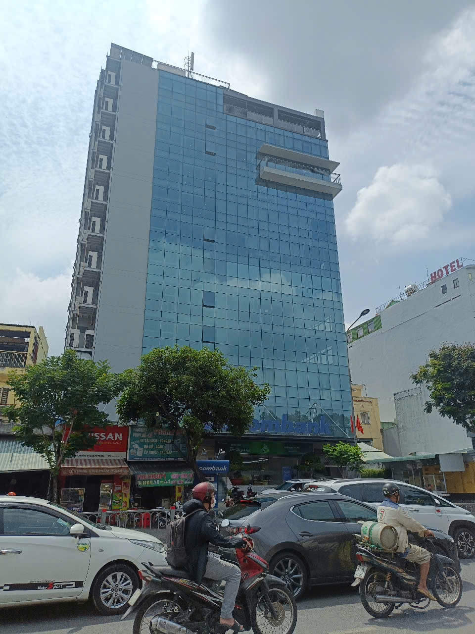 CHO THUÊ MẶT BẰNG SIÊU ĐẸP TẠI PHƯỜNG 17 QUẬN GÒ VẤP, DT 600M2 CHỈ 100TR/TH. LH:0868444679. - Ảnh chính
