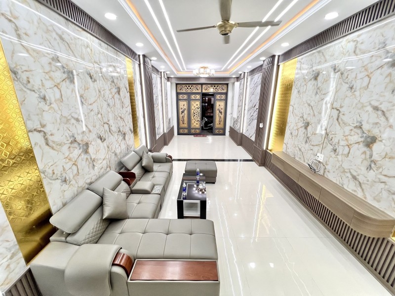 Bán nhà ĐẸP 1 Trệt 2 Lầu Dĩ An,đường nhựa 10m, full nội thất,gần TTYT - Ảnh chính
