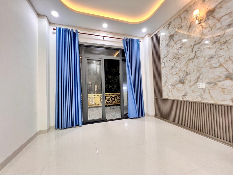 Bán nhà ĐẸP 1 Trệt 2 Lầu Dĩ An,đường nhựa 10m, full nội thất,gần TTYT - Ảnh 4
