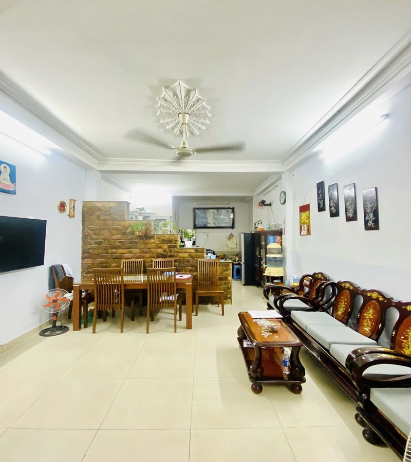 Bán nhà HXH Út Tịch, P4, Tân Bình, 81m2, 3 tầng, giá rẻ , sổ A4 - Ảnh 1