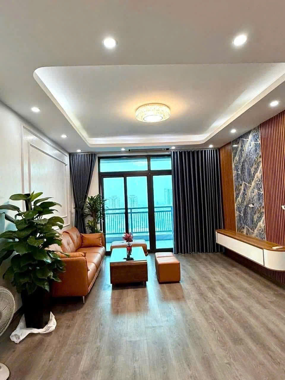Bán căn hộ cao cấp tòa A4 Mỹ Đình 126m² full nội thất đẹp View thoáng nhỉnh 6 tỷ - Ảnh 1