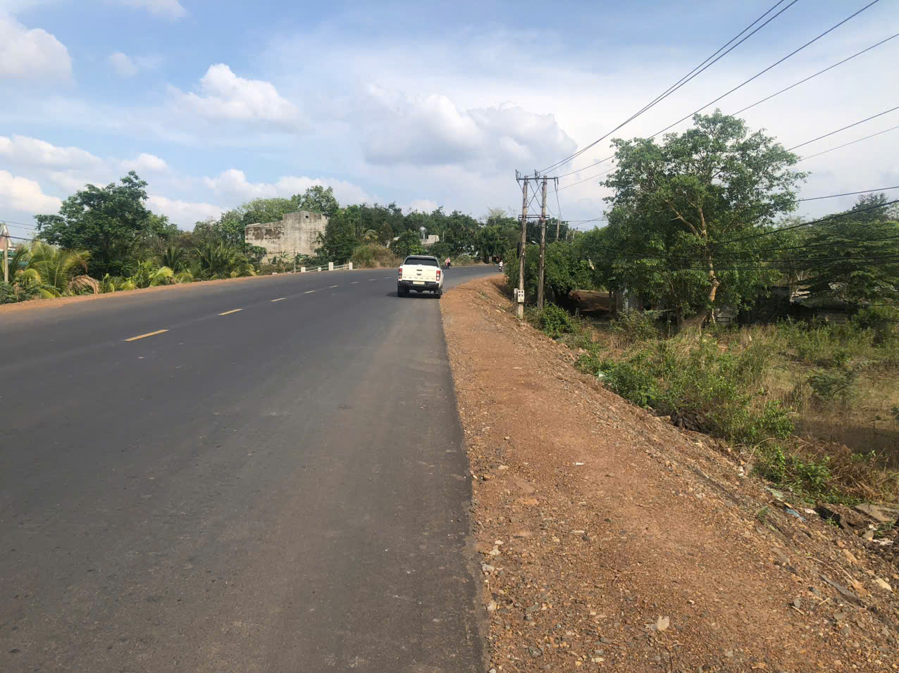 Đất 400 m2 thổ cư, 17m Mặt tiền Tỉnh lộ 1 - Huyện Buôn Đôn - Đăk Lăk, giá chỉ 170 tr/m - Ảnh chính