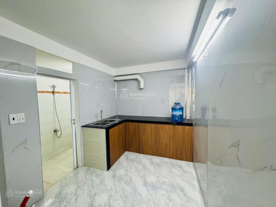 Bán nhà đẹp Nguyễn Trãi - quận 5 - 5 tầng - sổ vuông vức - hoàn công đủ - nhỉnh 7 tỷ - Ảnh 2