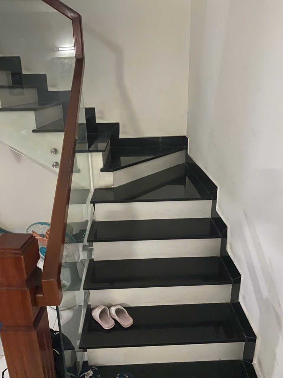 Bán nhà mặt tiền đường Lê Hồng Phong – vị trí đẹp, pháp lý chuẩn<br> • Diện tích: 108m² (ngang 6m, - Ảnh chính