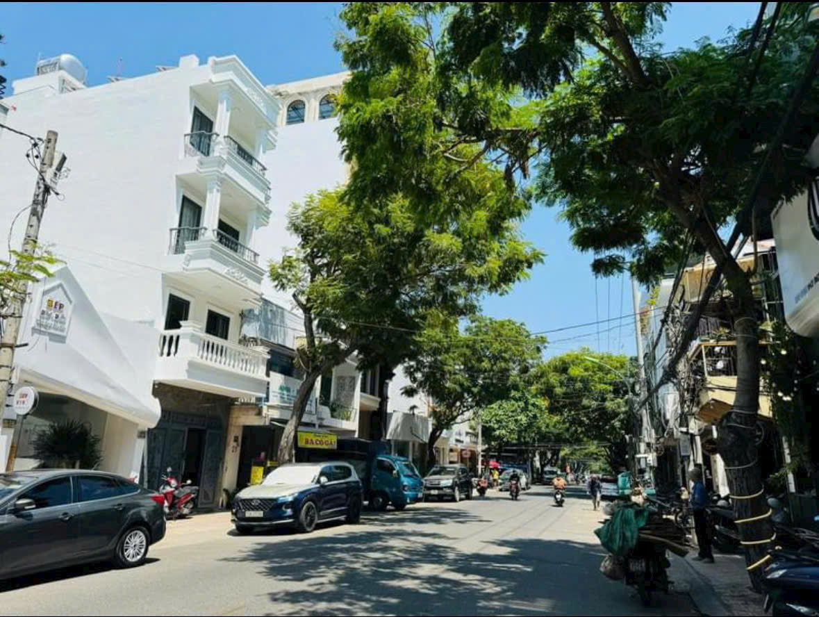 Cần bán nhà mặt tiền đường Hồng Bàng p Phước Tiến dt 133m2 bán: 22.3tỷ lh: <br>lh Hải - Ảnh chính