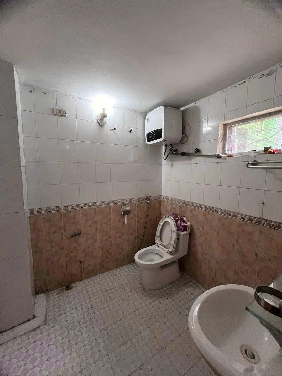 BÁN GẤP NHÀ KHƯƠNG TRUNG 40m2 x4 TẦNG - NGÕ Ô TÔ - GIÁ HƠN 7 TỶ - Ảnh 2