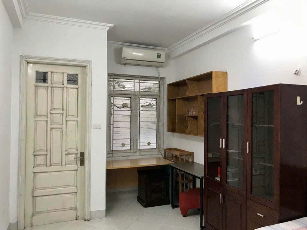 Cho thuê nhà ngõ 26 Trần Thái Tông, Cầu Giấy 35m x 4T, giá 16tr, nhà sơn mới, full đồ - Ảnh 4