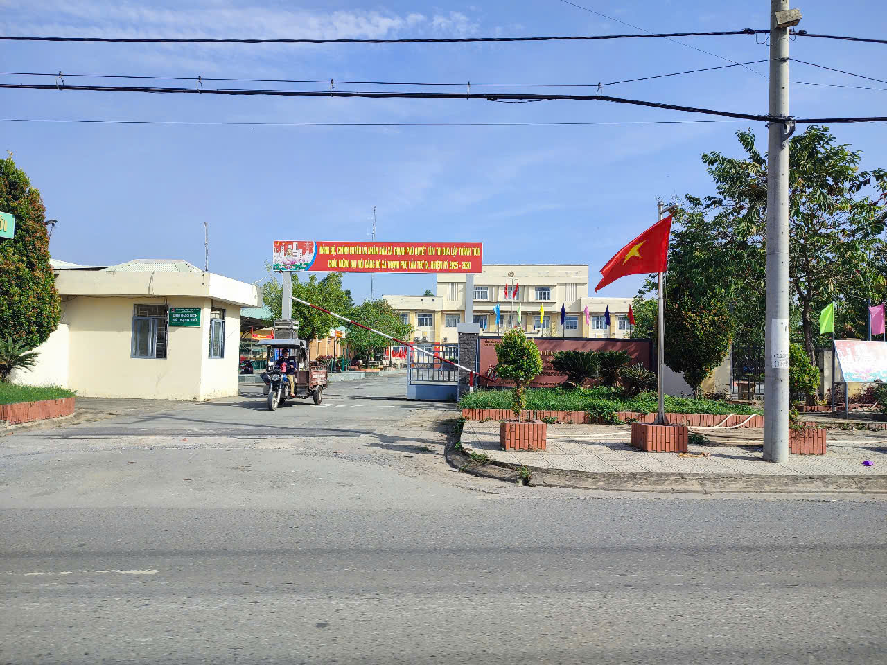 BÁN CĂN NHÀ 135 M2 SHR ĐƯỜNG Ô TÔ BÌNH LỢI - Ảnh 4