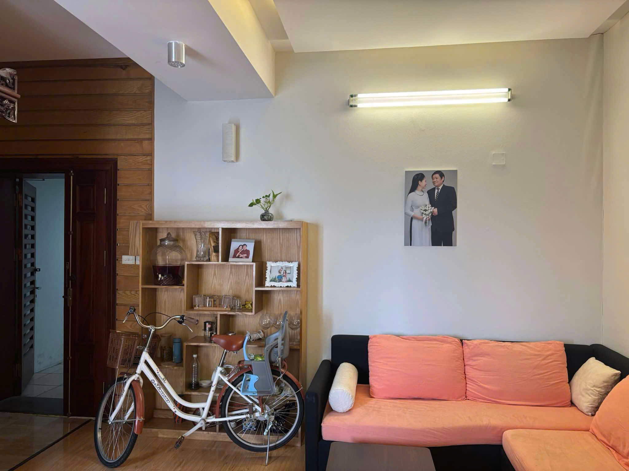Chính chủ cho thuê căn hộ 72m2,căn góc, 2 phòng ngủ, tại tòa CT14A Võ Chí Công, Tây Hồ, HN - Ảnh 1