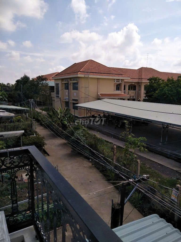 Nhà đẹp- giá tốt Chính chủ cần bán nhanh căn nhà tại huyện Cần Giuộc, tỉnh Long An - Ảnh 2