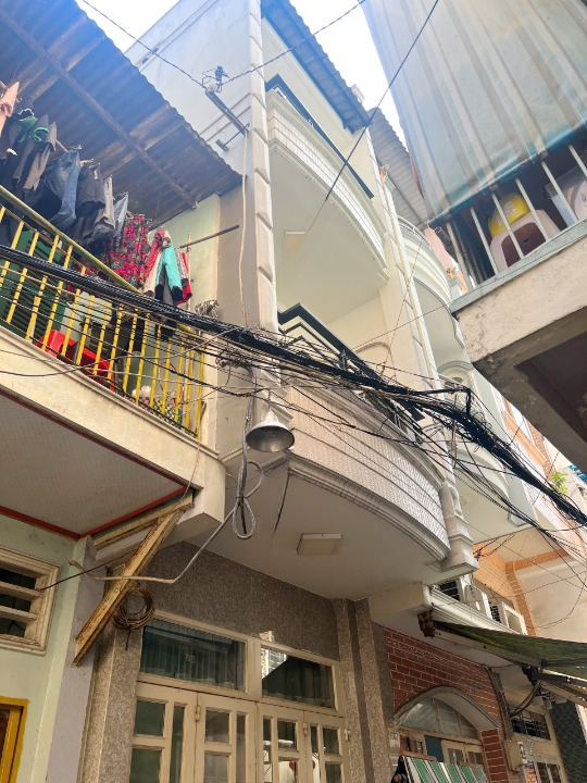 Nhà 3 tầng hẻm thông đường Trần Bình Trọng P2Q5. 5.7 tỷ - Ảnh 3