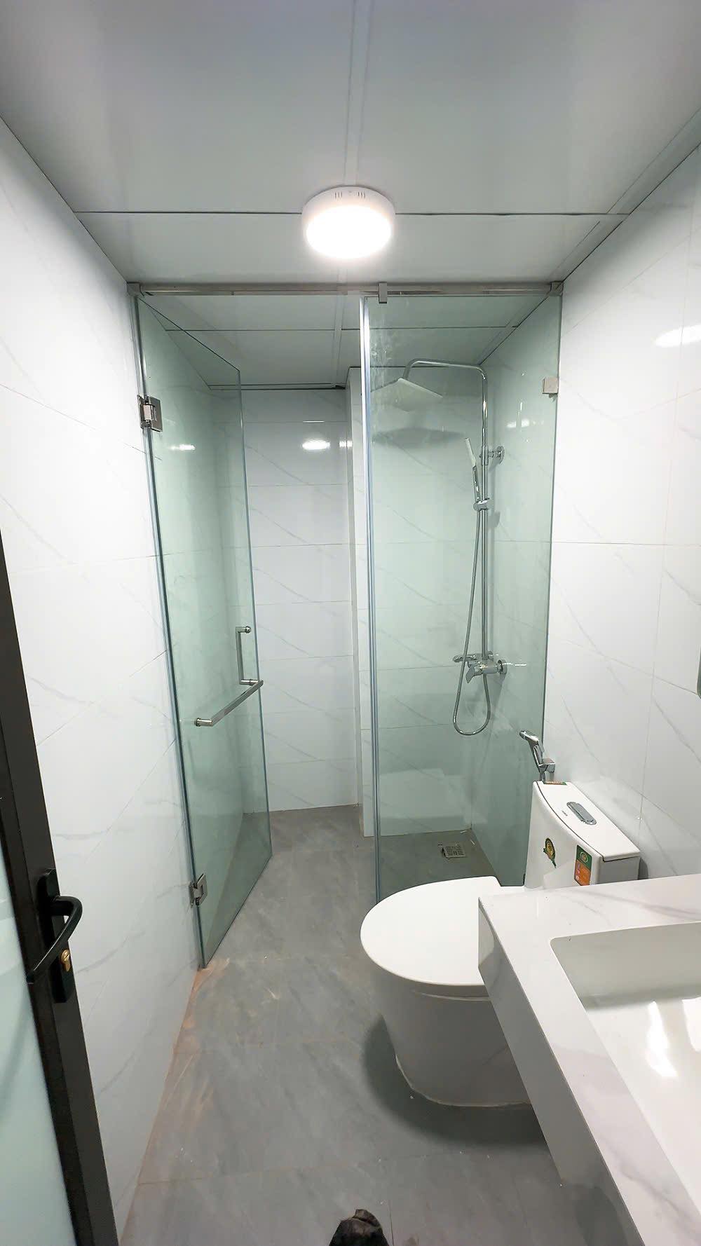 BÁN NHÀ VŨ TRỌNG PHỤNG 35M 6T MT4 GIÁ 9,8 TỶ THANG MÁY NHÀ MỚI TINH DÂN XÂY - Ảnh 3