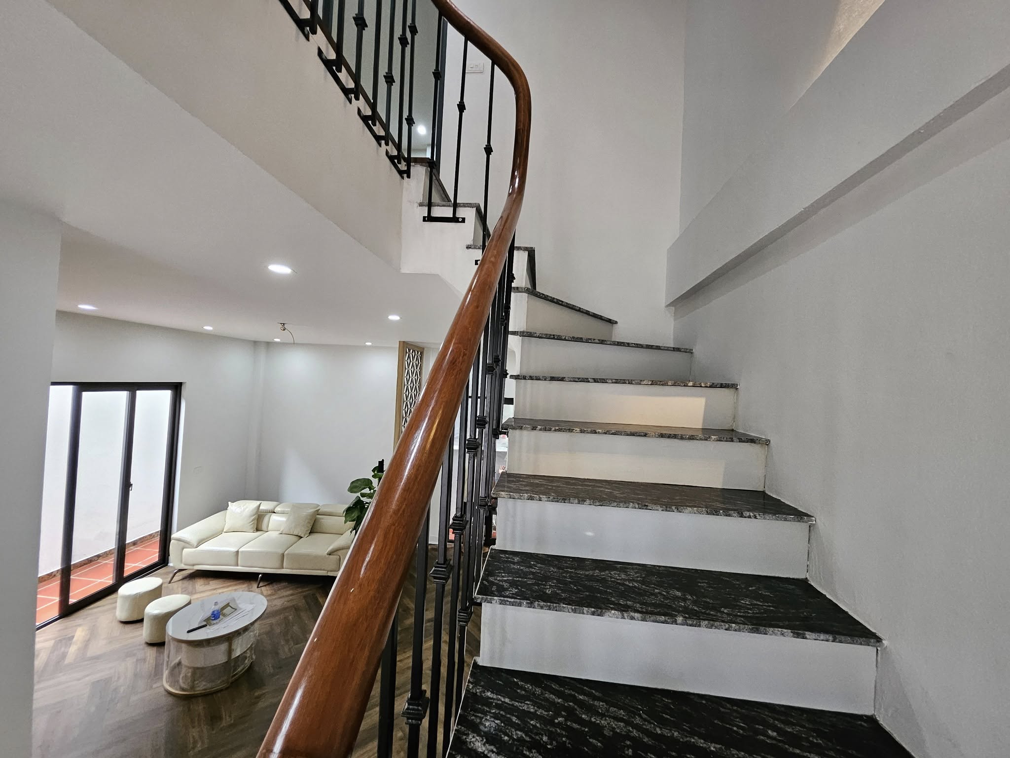 NHÀ ĐẸP THANH TRÌ – SỔ ĐỎ NỞ HẬU - FULL NỘI THẤT - 65m² - Ảnh 2