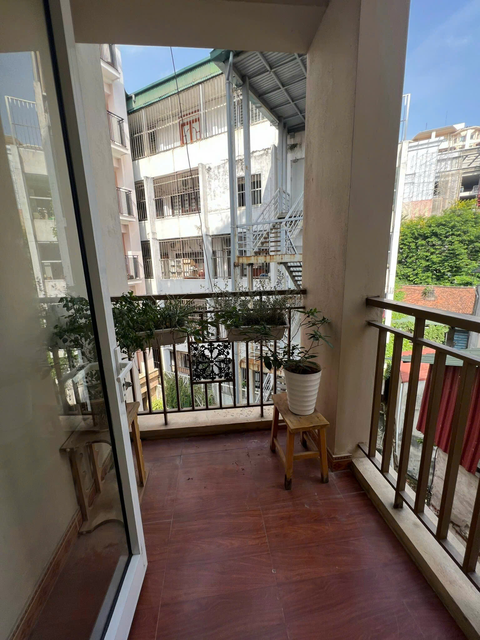 Cho thuê căn hộ dịch vụ tại Phan Huy Chú, 12 triệu, 60m2, 1PN + 1WC, đầy đủ nội thất - Ảnh 3