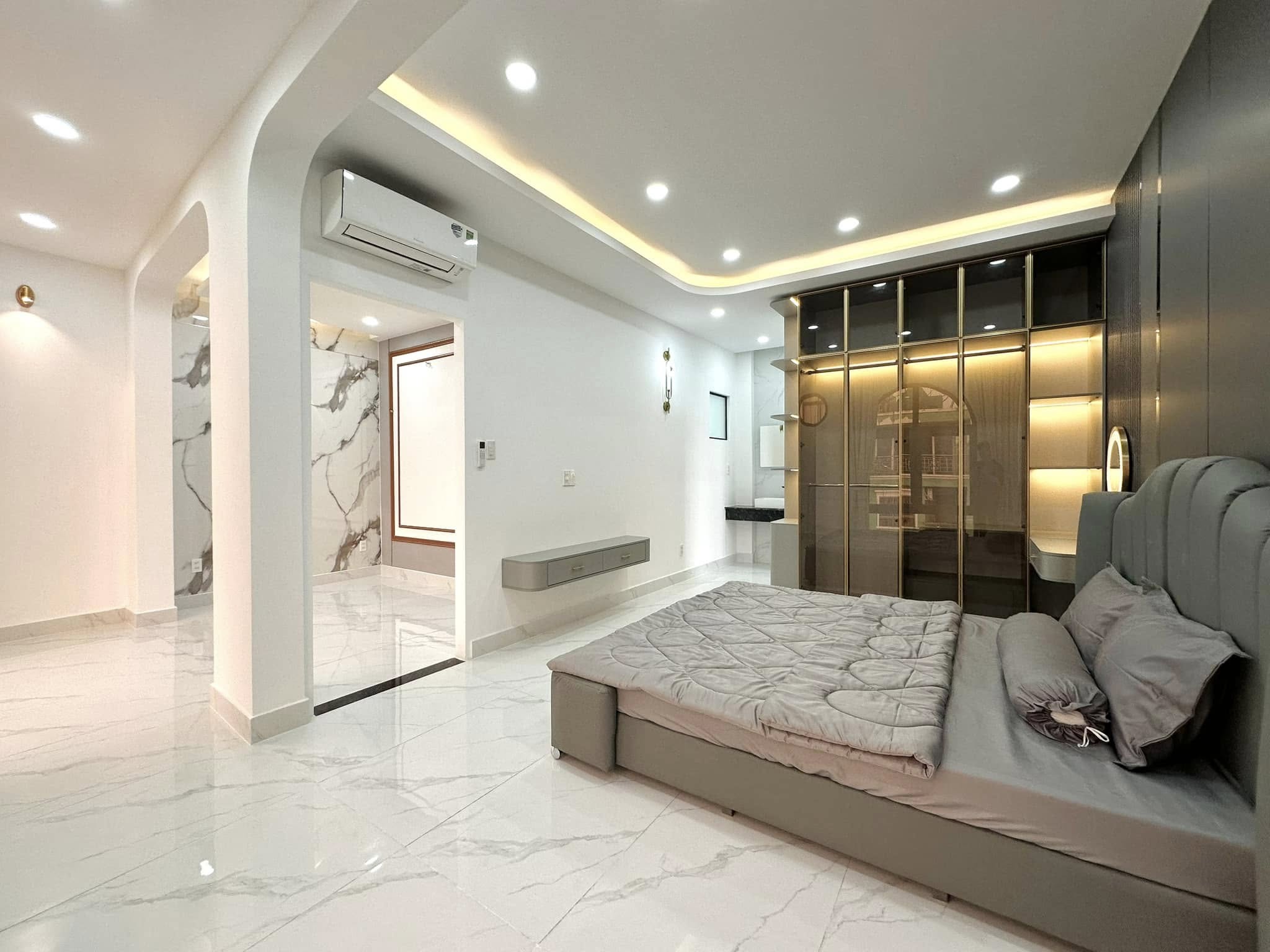 NÓNG!CCMN HỒ TÙNG MẬU,1 NHÀ RA MẶT PHỐ,76M2X7,MT=6M,OTO,THANG MAY,~21TY - Ảnh 1