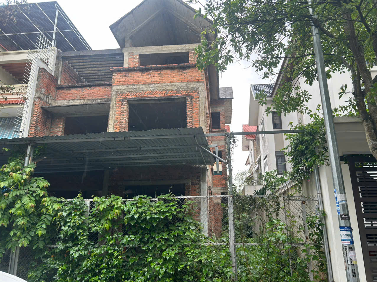 Cho thuê làm nhà kho, chính chủ, biệt thự 200m đất, 3 tầng ( khoảng 600m sử dụng) tại Khu đô thị An - Ảnh 1