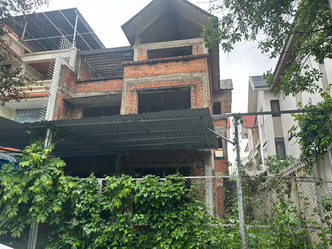 Cho thuê làm nhà kho, chính chủ, biệt thự 200m đất, 3 tầng ( khoảng 600m sử dụng) tại Khu đô thị An - Ảnh 3