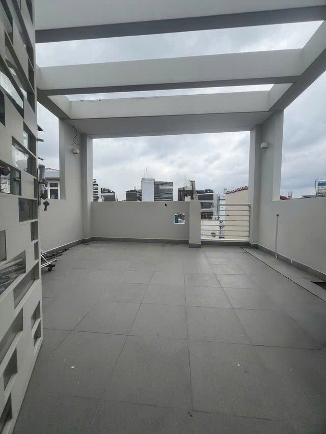 Nhà Mới 5 Tầng Cách Nặt Tiền 15M Hẻm Thẳng Xe Hơi Sổ Vuông 43m2 Gía 7,4 Tỷ Thương - Ảnh 3
