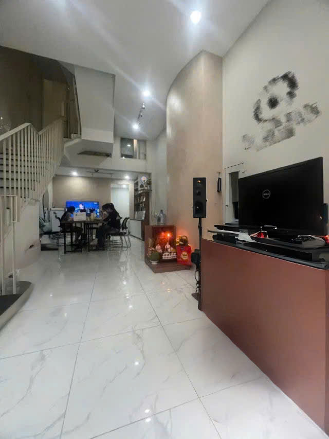 Nhà Mới 5 Tầng Cách Nặt Tiền 15M Hẻm Thẳng Xe Hơi Sổ Vuông 43m2 Gía 7,4 Tỷ Thương - Ảnh 2