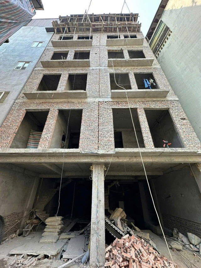 CĂN HỘ DÒNG TIỀN 11 PHÒNG KHÉP KÍN Tôn Thất Tùng 52M2,X 7 tầng, mặt tiền 4.1m, 13.5 tỷ Đống Đa. - Ảnh chính