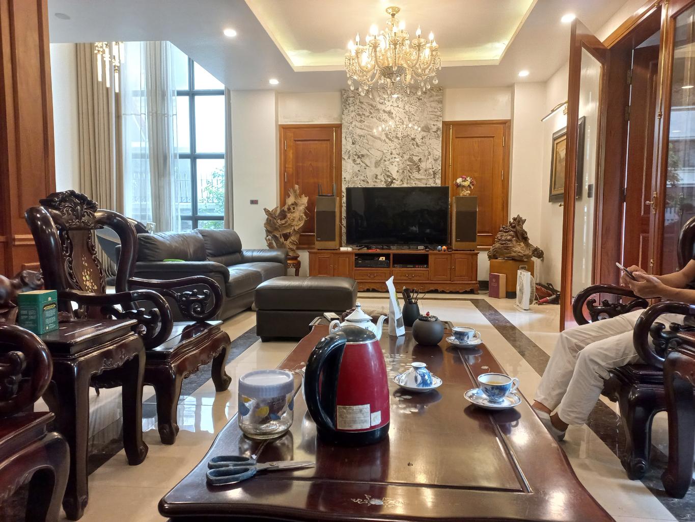 BÁN BIỆT THỰ LẠC LONG QUÂN - TÂY HỒ - 210M2 - 53 TỶ - SỔ ĐỎ - Ảnh 2
