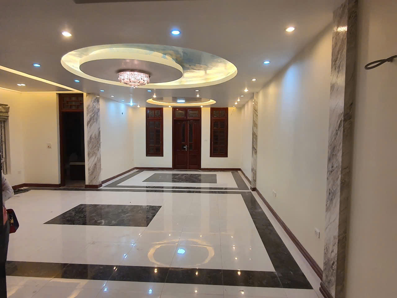 Cho Thuê Tòa VĂN PHÒNG Cầu Giấy, Phạm Hùng, 100m, 7T, TM, Thông sàn - Ảnh 2