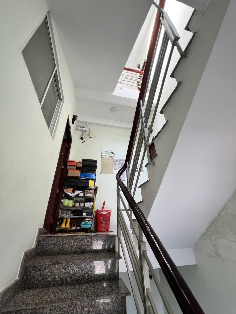 Bán Gấp CHDV Đ số 11 BHH dòng tiền 25tr/th m2 ,5 Tầng Nhỉnh 7 tỷ - Ảnh 1