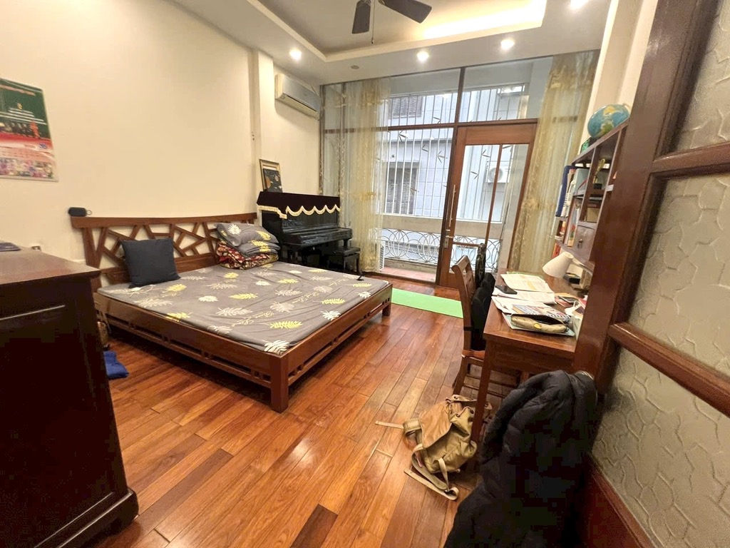 Bán nhà mặt ngõ Vũ Hữu, ô tô tải, kinh doanh, nhỉnh 11 tỷ - Ảnh 1