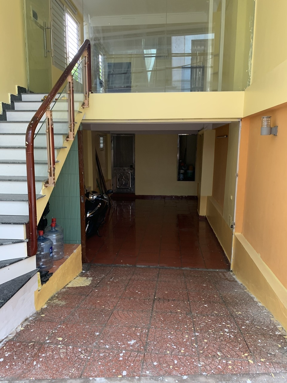 Cho thuê văn phòng tầng 1- 40 m2 tại Mễ Trì Thượng, đường ô tô tránh - Ảnh chính