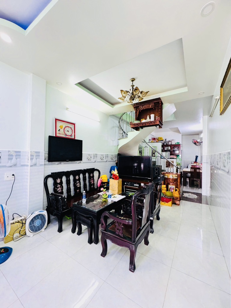 BÁN NHÀ - TÊN LỬA - AEON BÌNH TÂN - 52M2 - HẺM 4M - AN NINH - CHỈ 4.29 TỈ - Ảnh chính