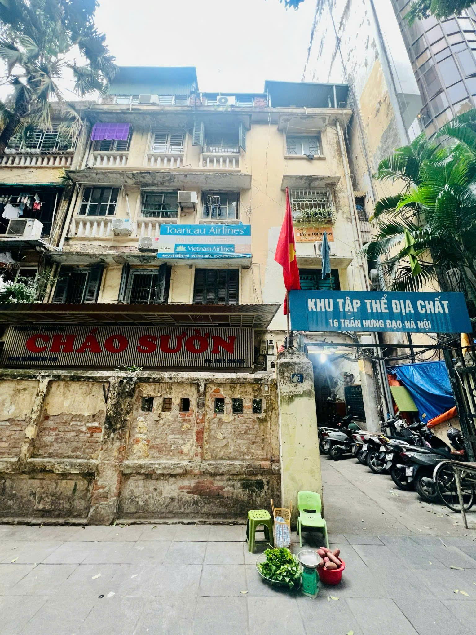 Chính chủ cho thuê căn hộ trong Khu tập thể mặt phố Trần Hưng Đạo - quận Hoàn Kiếm - Hà Nội - Ảnh chính